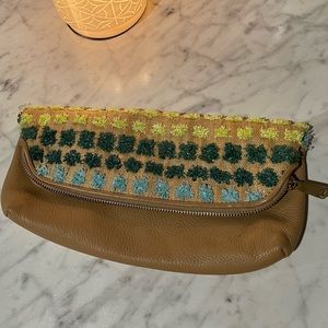 Fossil clutch